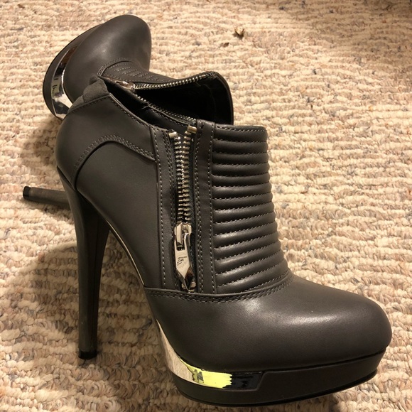 Fergie Shoes - Fergie grey and chrome booties